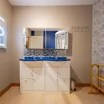4 Bedroom Lovely In Casa de Férias Escles