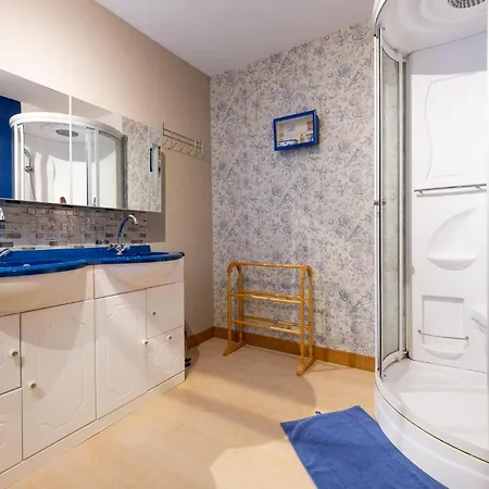 Lovely In With Kitchen Ferienhaus *