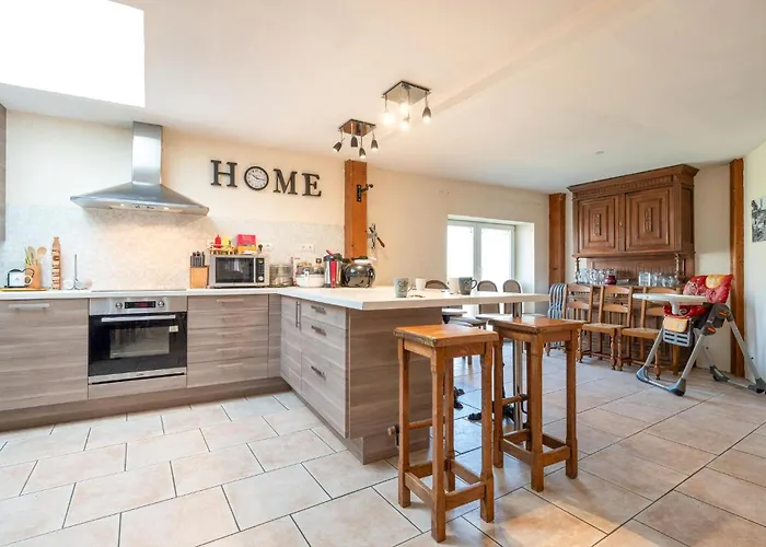 Prázdninový dům Lovely In With Kitchen