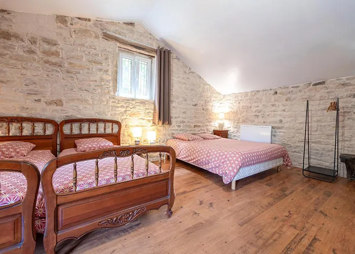 Lovely In With Kitchen * Escles