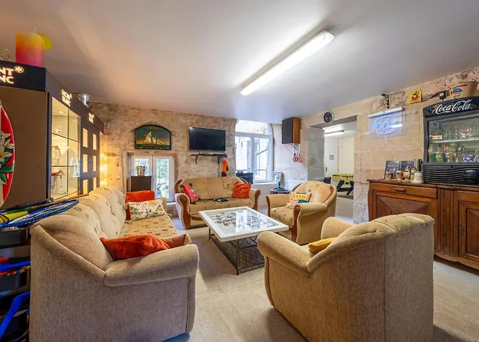 Lovely In With Kitchen Prázdninový dům Escles